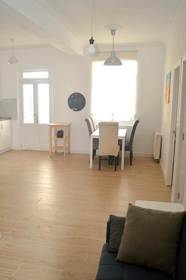 Apartamento En Centro De Ferrol Kültér fotó